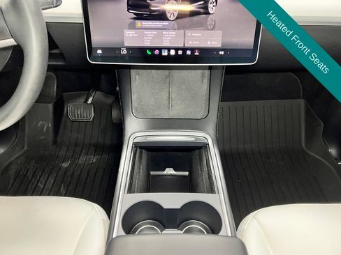 Used 2024 Tesla Model Y Long Range AWD/4WD image 13