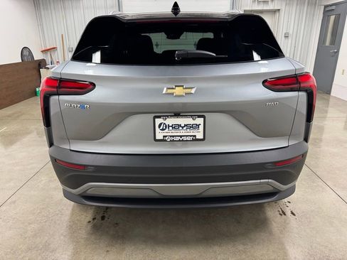 New 2025 Chevrolet Blazer EV LT AWD/4WD image 10