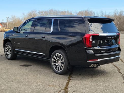 New 2026 GMC Yukon XL Denali w/ Sun & Power Step Package image 5