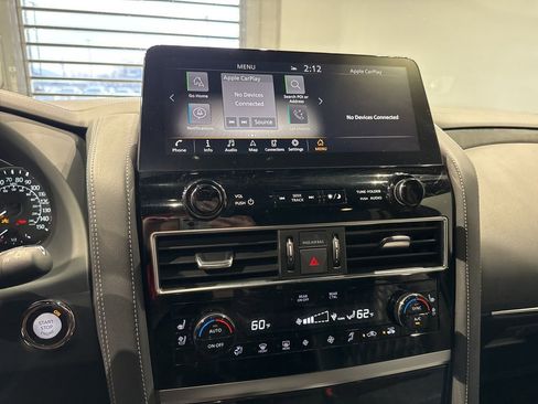 Used 2023 INFINITI QX80 Premium Select image 19