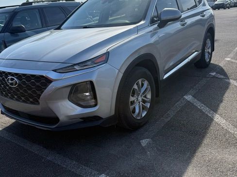 Used 2020 Hyundai Santa Fe SE image 12