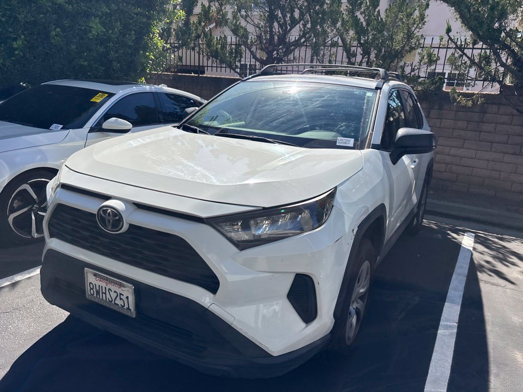 Used 2019 Toyota RAV4 LE w/ Carpet Mat Package FWD image 5