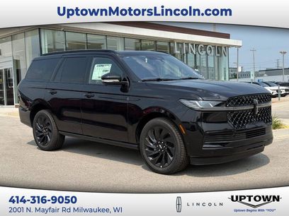 New 2025 Lincoln Navigator Reserve w/ Jet Appearance Package