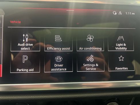 Used 2023 Audi Q3 2.0T Premium w/ Black Optic Sport Package image 26