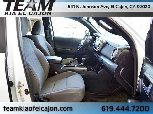 Used 2016 Toyota Tacoma TRD Sport w/ Towing Package RWD image 11