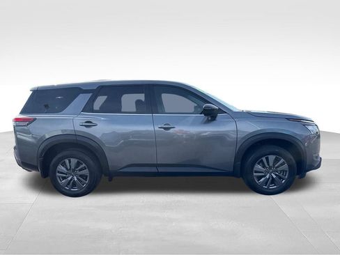 Used 2024 Nissan Pathfinder S w/ Cargo Package FWD image 7