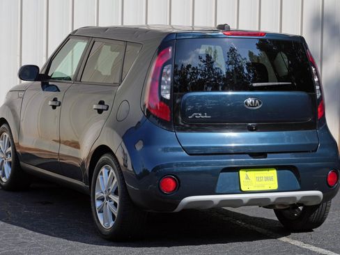 Used 2019 Kia Soul + FWD image 41