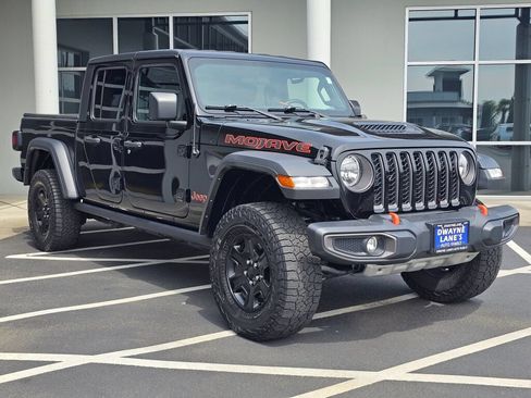 Used 2021 Jeep Gladiator Mojave w/ Cold Weather Group AWD/4WD image 7