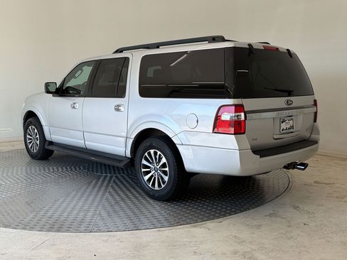 Used 2016 Ford Expedition EL XLT w/ Equipment Group 202A AWD/4WD image 3