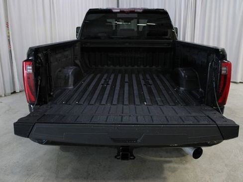Used 2024 GMC Sierra 2500 Denali w/ Denali Reserve Package AWD/4WD image 34