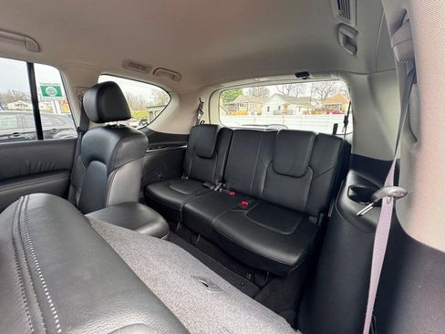 Used 2024 Nissan Armada SL w/ Captain's Chairs Package image 11