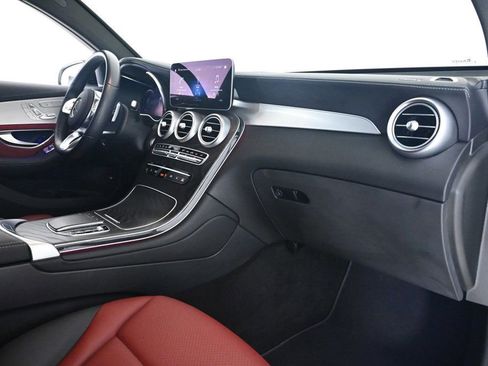 Used 2023 Mercedes-Benz GLC 300 4MATIC Coupe image 15