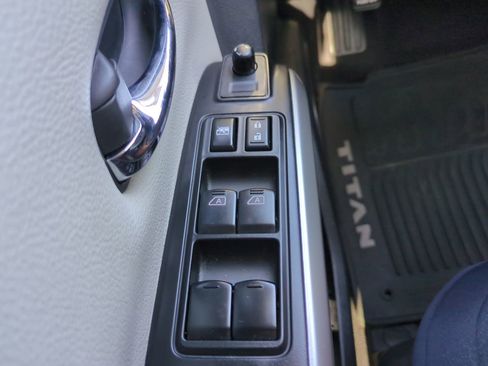 Used 2023 Nissan Titan SV w/ Accessory Utility Package image 22