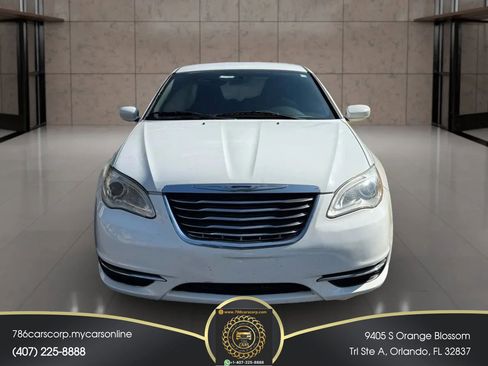 Used 2013 Chrysler 200 LX FWD image 1