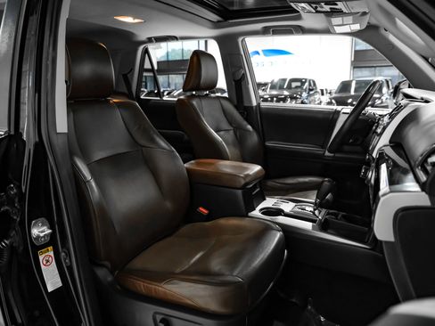 Used 2018 Toyota 4Runner Limited RWD image 39