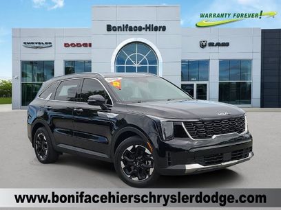 Used 2025 Kia Sorento S