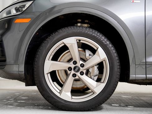 Used 2020 Audi Q5 2.0T Titanium Premium Plus w/ Premium Plus Package image 27