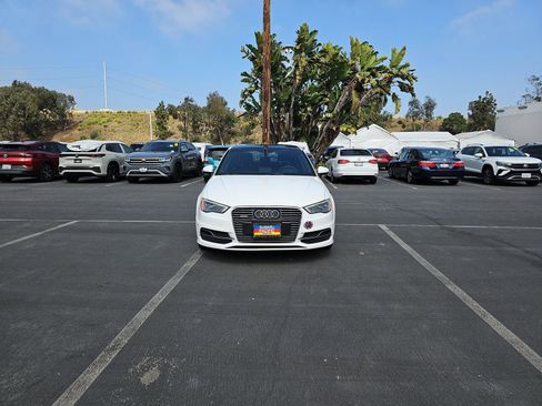 Used 2016 Audi A3 e-tron Premium Plus w/ Premium Plus Package image 2