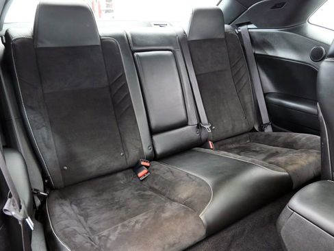 Used 2019 Dodge Challenger SRT Hellcat Redeye image 18