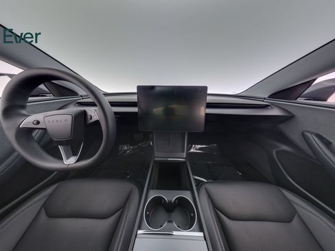 Used 2025 Tesla Model 3 RWD image 26