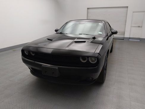 Used 2020 Dodge Challenger SXT w/ Blacktop Package RWD image 15