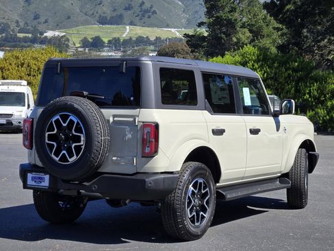New 2026 Ford Bronco Outer Banks AWD/4WD image 14