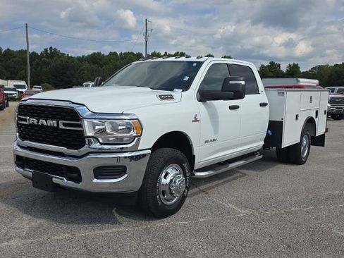Used 2024 RAM 3500 SLT w/ Quick Order Package 2YG SLT image 1