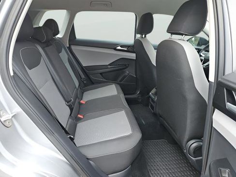 Used 2023 Volkswagen Taos S image 22