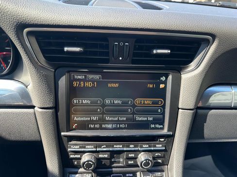 Used 2015 Porsche 911 Carrera image 22