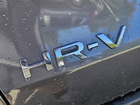 Used 2025 Honda HR-V LX image 11