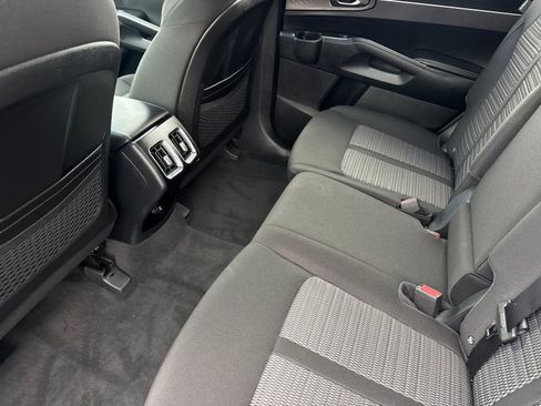 New 2026 Kia Sorento LX image 12