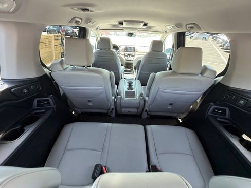 Used 2024 Honda Odyssey Touring image 30