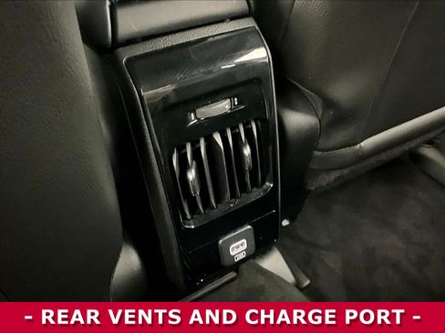 Used 2024 Jeep Compass Latitude AWD/4WD image 10