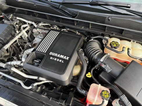 Used 2022 GMC Sierra 1500 Denali w/ Driver Alert Package II image 10