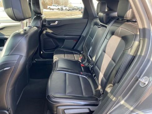 Used 2023 Ford Escape Platinum image 18