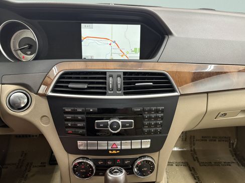 Used 2014 Mercedes-Benz C 300 4MATIC Sedan image 14