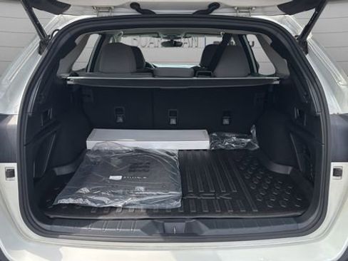 Used 2023 Subaru Outback Premium AWD/4WD image 25