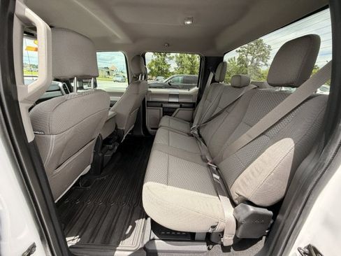 Used 2019 Ford F250 XLT w/ XLT Premium Package AWD/4WD image 11