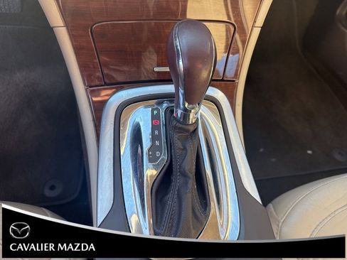 Used 2015 Buick Regal Premium w/ Experience Buick Package image 15