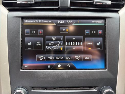 Used 2016 Ford Fusion SE w/ Equipment Group 202A image 25