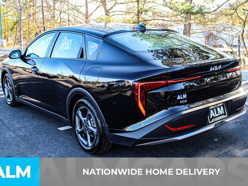 Used 2025 Kia K4 LXS image 4