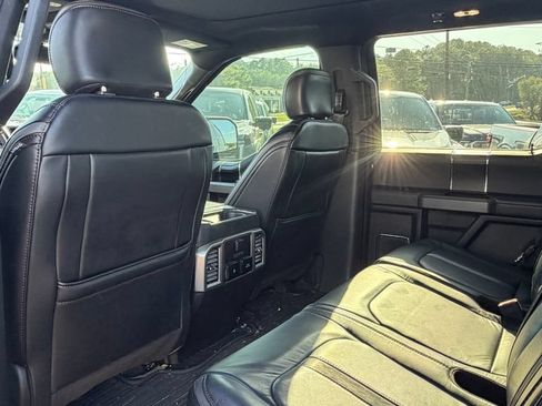 Used 2019 Ford F150 Platinum w/ Equipment Group 701A Luxury AWD/4WD image 7