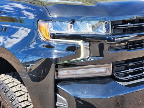 Used 2021 Chevrolet Silverado 1500 LT Trail Boss w/ LPO, Dark Essentials Package image 28