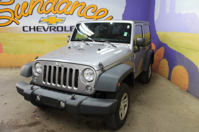 Used 2016 Jeep Wrangler Sport AWD/4WD image 4