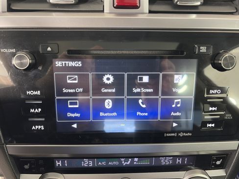 Used 2017 Subaru Outback 2.5i Limited image 21