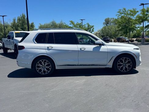 Used 2026 BMW X7 xDrive40i AWD/4WD image 8