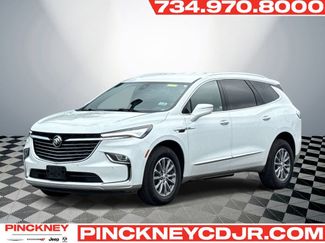 Used 2023 Buick Enclave Essence w/ Trailering Package, 5000 lbs. AWD/4WD video 1