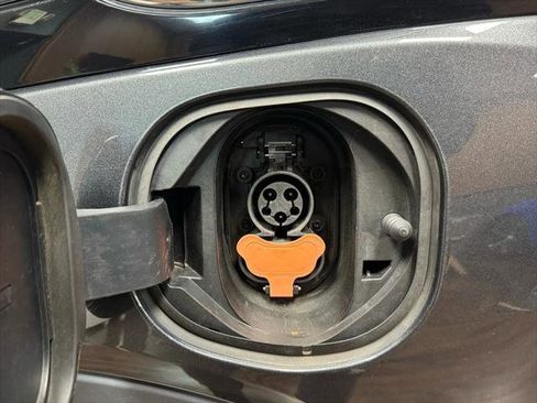 Used 2020 Chevrolet Bolt LT image 16