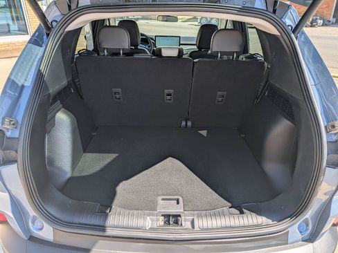 Used 2025 Ford Escape Platinum AWD/4WD image 11