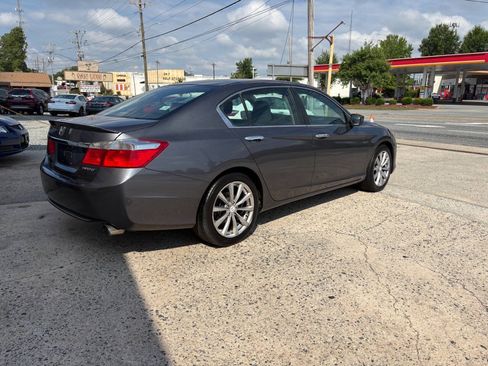 Used 2014 Honda Accord Sport image 6